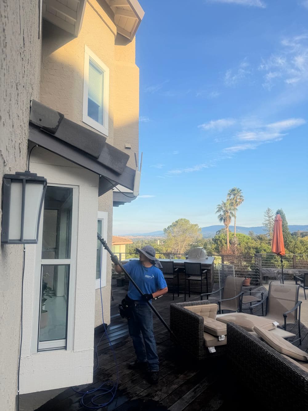 Gallery photos for Multi-Story Home Window Cleaning in Los Gatos: Image #3