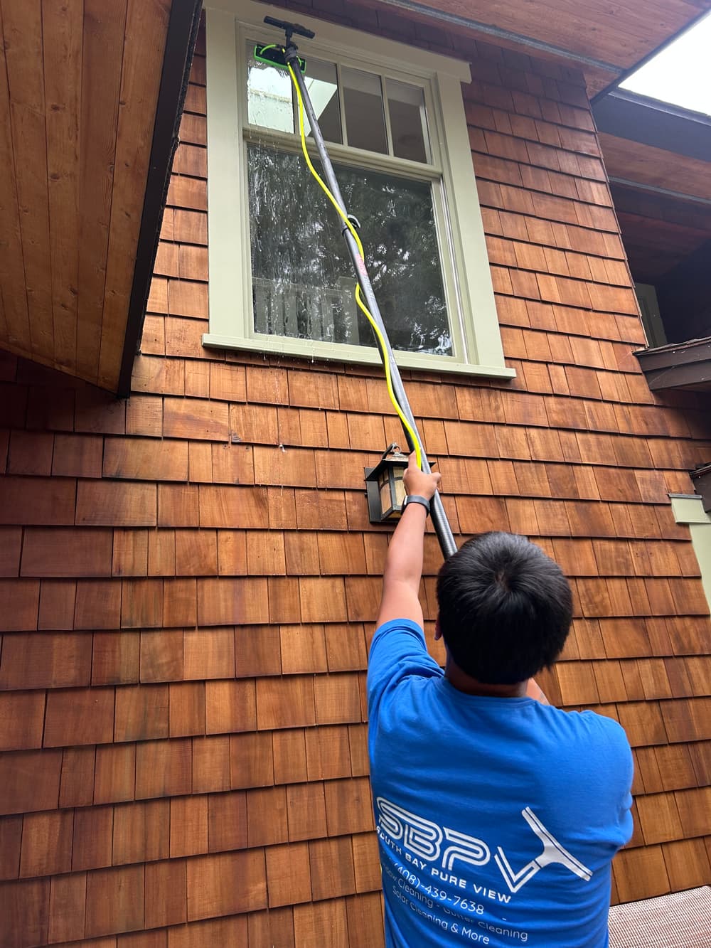 Interior and Exterior Window Cleaning + Screen Cleaning in Willow Glen, San Jose image
